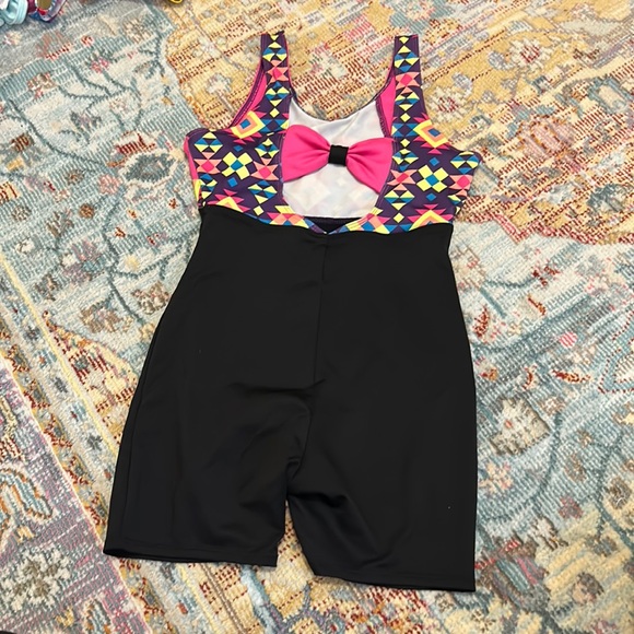 Girls leotard size 7/8 Leo - Picture 3 of 4